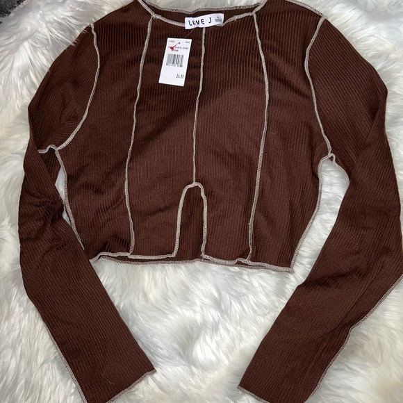 Crop top - Picture 5 of 6